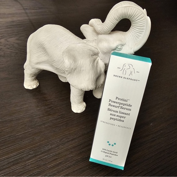Drunk Elephant Protini™ Powerpeptide Resurfacing Serum with Lactic Acid - Picture 7 of 7